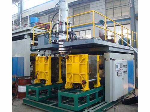 大型吹塑機 大型吹塑機